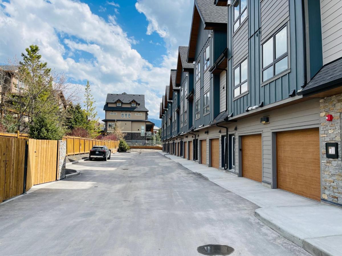 Joe'S Contemporary 2 King Bedrooms Vacation Home In Canmore Dış mekan fotoğraf