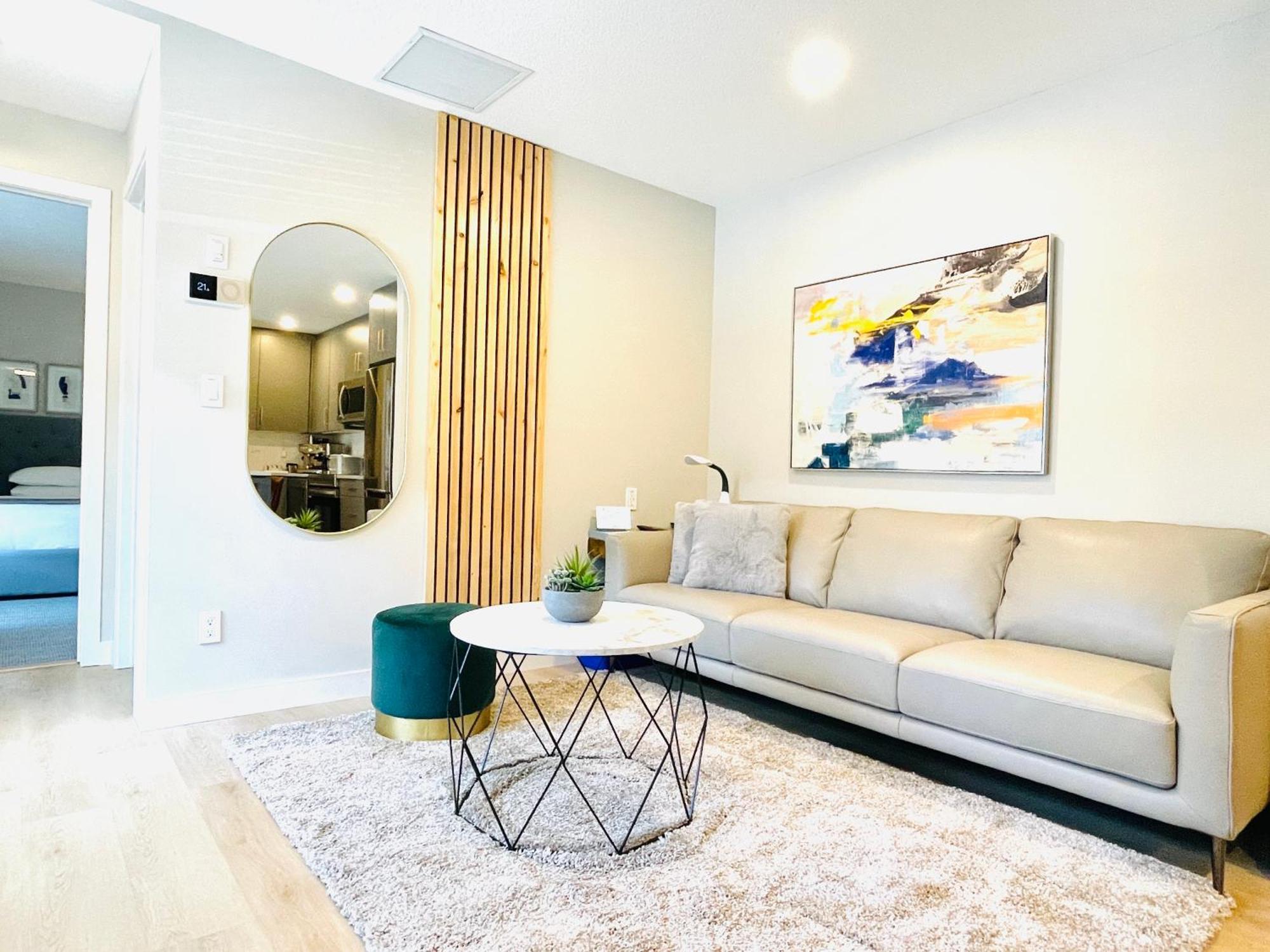Joe'S Contemporary 2 King Bedrooms Vacation Home In Canmore Dış mekan fotoğraf